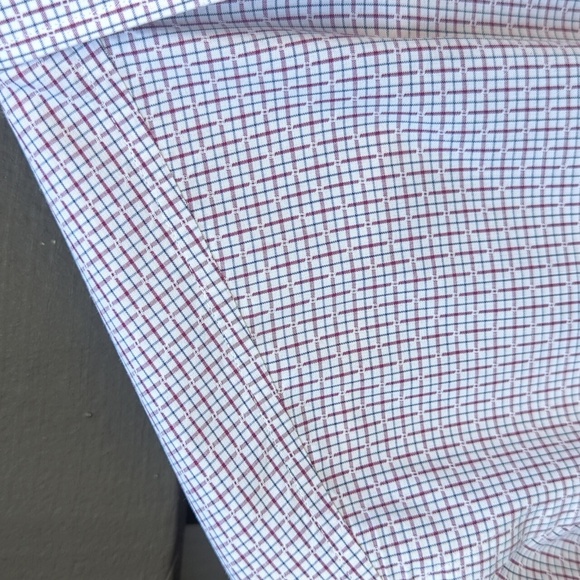Hugo Boss Men's Sharp Fit Red White Gray Plaid Shirt - M Great Condition - Picture 2 of 5